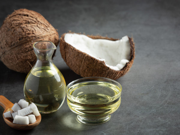 Confira os principais benefícios do consumo de óleo de coco