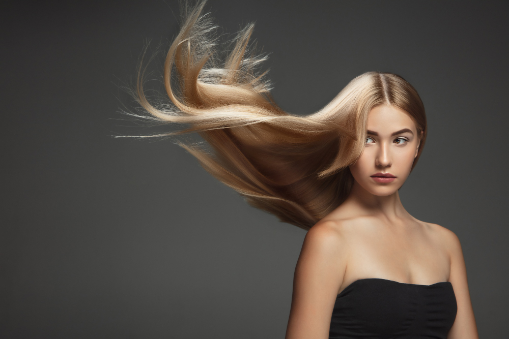Minoxidil para cabelo: saiba como esse remédio pode ajudar no crescimento dos cabelos