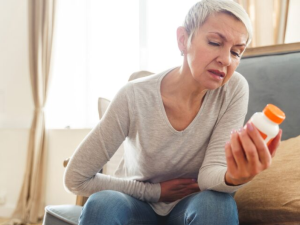 Azia ou refluxo: qual medicamento usar em cada situação?